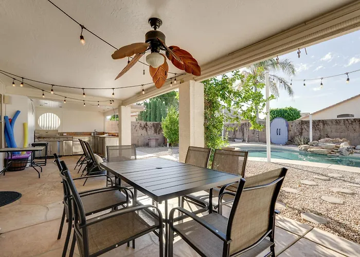 Holiday home Private Pool: Group-friendly Getaway! *